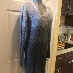 Ann Taylor LOFT sweater dress 🖤